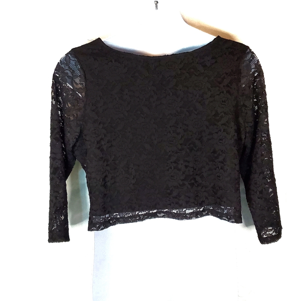 Lane bryant laced crop top - Picture 2 of 3